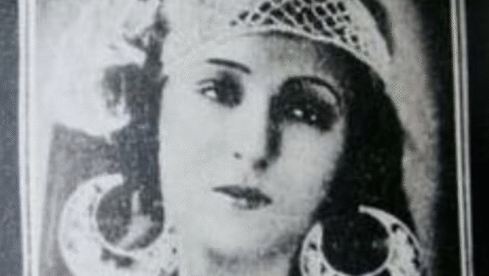 الصفحة الأولى في كتاب السينما المصرية